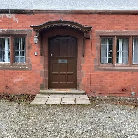 Near Beach 3 Bedroom Apartment Seascale